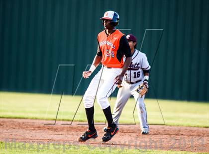 Thumbnail 3 in Rowlett vs. Rockwall (UIL 5A Bi-District Playoff) photogallery.