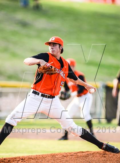 Thumbnail 2 in Rowlett vs. Rockwall (UIL 5A Bi-District Playoff) photogallery.