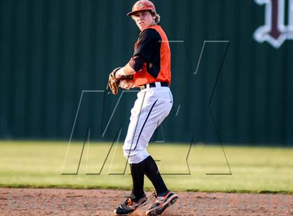 Thumbnail 1 in Rowlett vs. Rockwall (UIL 5A Bi-District Playoff) photogallery.