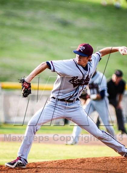 Thumbnail 3 in Rowlett vs. Rockwall (UIL 5A Bi-District Playoff) photogallery.