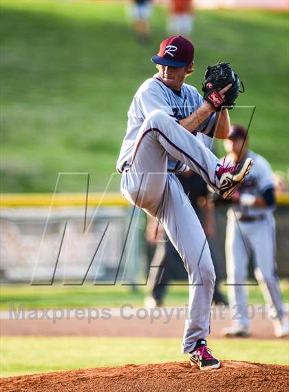 Thumbnail 2 in Rowlett vs. Rockwall (UIL 5A Bi-District Playoff) photogallery.
