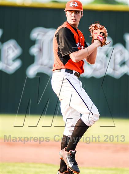 Thumbnail 1 in Rowlett vs. Rockwall (UIL 5A Bi-District Playoff) photogallery.