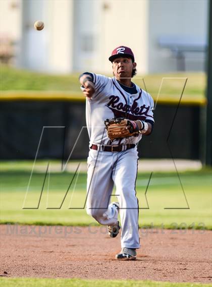 Thumbnail 1 in Rowlett vs. Rockwall (UIL 5A Bi-District Playoff) photogallery.