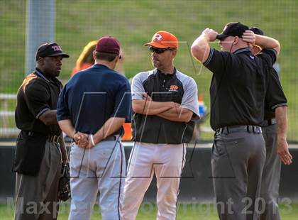 Thumbnail 1 in Rowlett vs. Rockwall (UIL 5A Bi-District Playoff) photogallery.