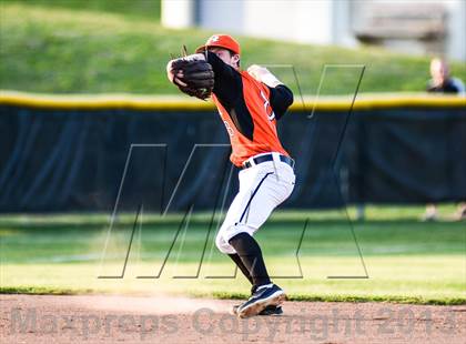 Thumbnail 2 in Rowlett vs. Rockwall (UIL 5A Bi-District Playoff) photogallery.