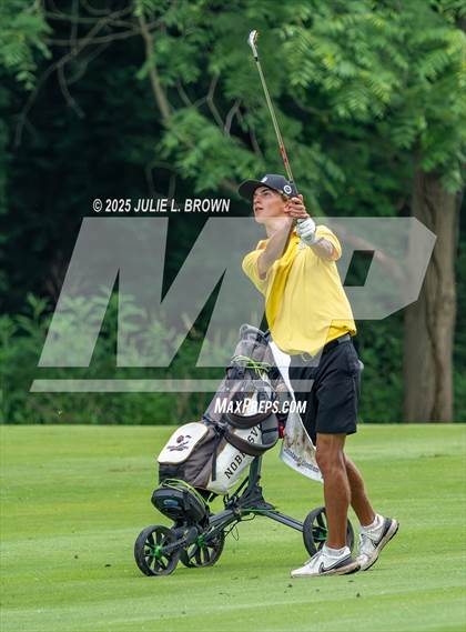 Thumbnail 1 in IHSAA Final (Round 2) photogallery.