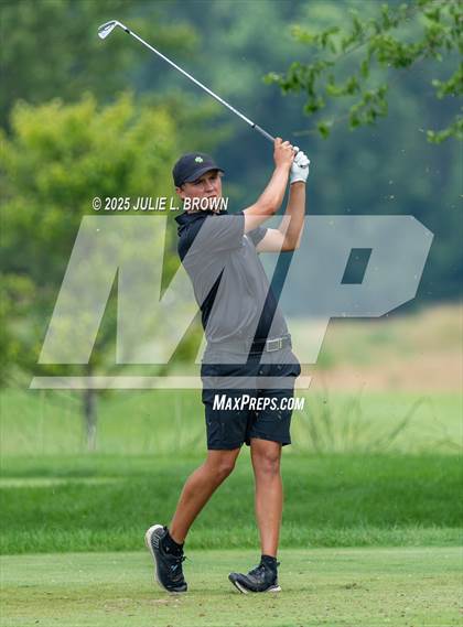 Thumbnail 3 in IHSAA Final (Round 2) photogallery.