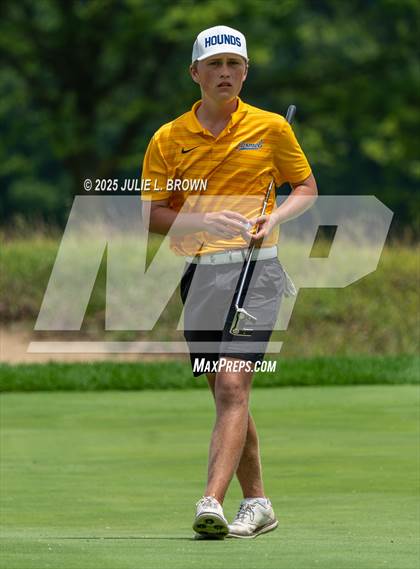 Thumbnail 1 in IHSAA Final (Round 2) photogallery.