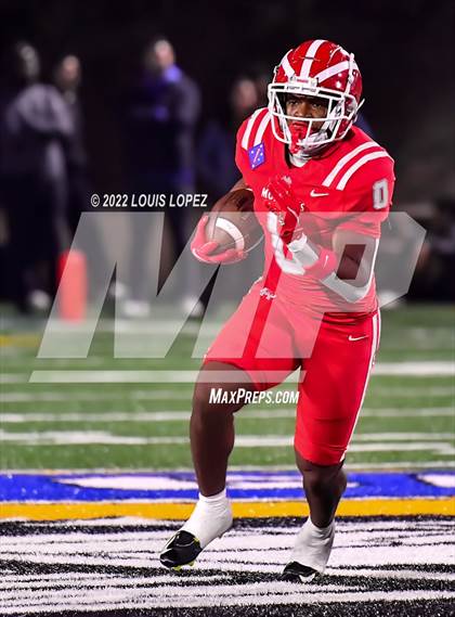 Thumbnail 1 in Mater Dei vs. Los Alamitos (CIF SS Playoff DIV 1 Semi Final) photogallery.