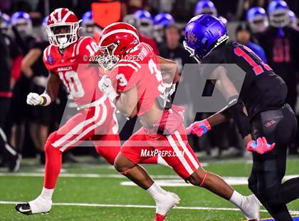 Thumbnail 3 in Mater Dei vs. Los Alamitos (CIF SS Playoff DIV 1 Semi Final) photogallery.