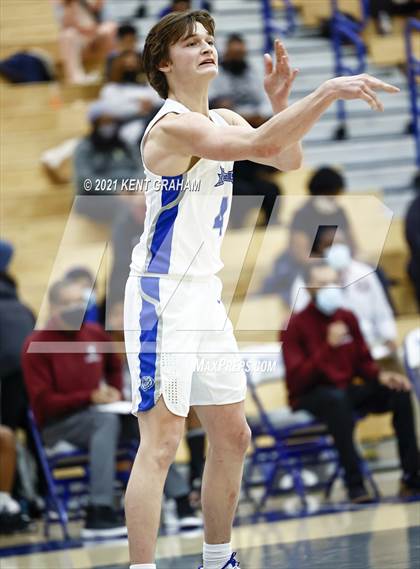 Thumbnail 3 in Lawrence Central @ Hamilton Southeastern photogallery.