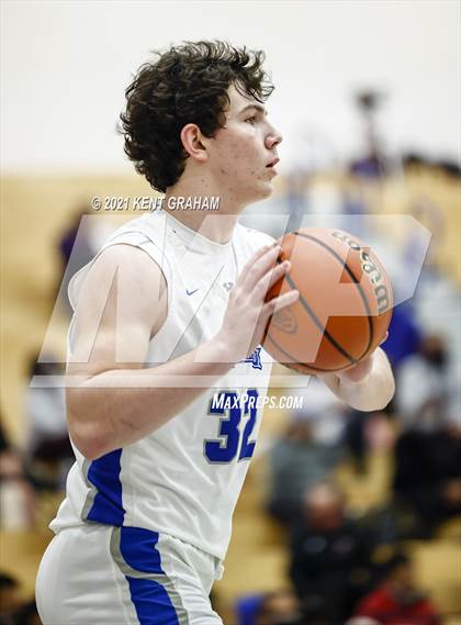 Thumbnail 3 in Lawrence Central @ Hamilton Southeastern photogallery.