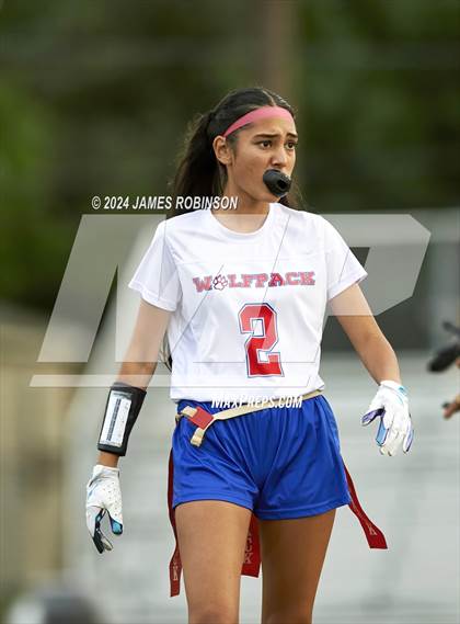 Thumbnail 3 in Englewood vs Wolfson (FHSAA 1A District 7 Semifinal) photogallery.