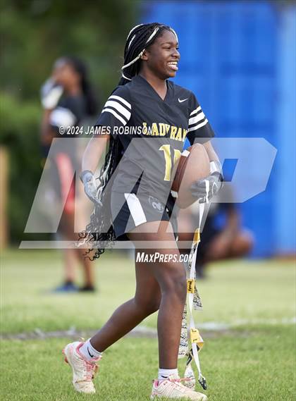 Thumbnail 1 in Englewood vs Wolfson (FHSAA 1A District 7 Semifinal) photogallery.