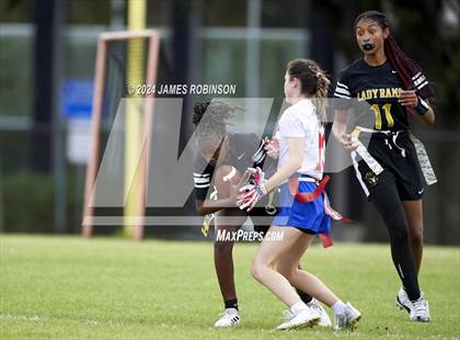 Thumbnail 3 in Englewood vs Wolfson (FHSAA 1A District 7 Semifinal) photogallery.