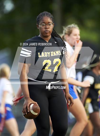 Thumbnail 2 in Englewood vs Wolfson (FHSAA 1A District 7 Semifinal) photogallery.