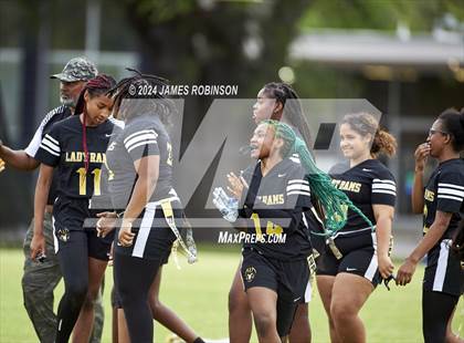 Thumbnail 2 in Englewood vs Wolfson (FHSAA 1A District 7 Semifinal) photogallery.