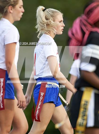 Thumbnail 3 in Englewood vs Wolfson (FHSAA 1A District 7 Semifinal) photogallery.