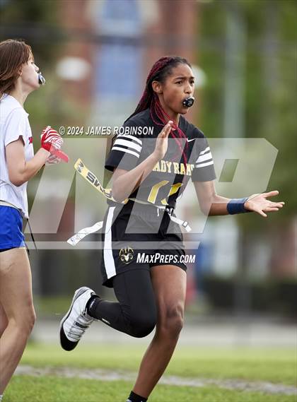 Thumbnail 1 in Englewood vs Wolfson (FHSAA 1A District 7 Semifinal) photogallery.