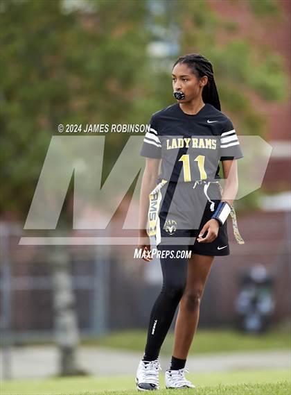 Thumbnail 2 in Englewood vs Wolfson (FHSAA 1A District 7 Semifinal) photogallery.