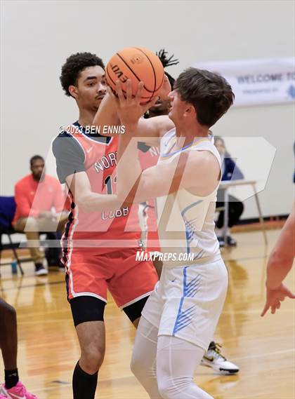 Thumbnail 2 in Etowah vs North Cobb (Lemon Street Classic) photogallery.