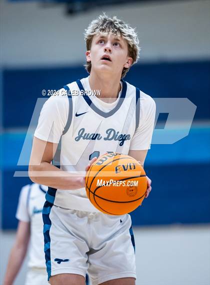 Thumbnail 1 in Judge Memorial Catholic vs Juan Diego Catholic (Juan Diego's Eagle Holiday Shootout) photogallery.
