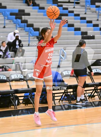 Thumbnail 2 in Monument Valley vs. Westview (Lady Wolves Court Classic) photogallery.