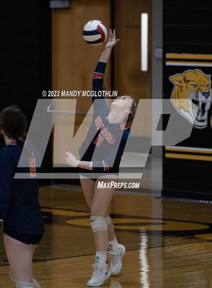 Thumbnail 2 in New Berlin @ Illini Central photogallery.