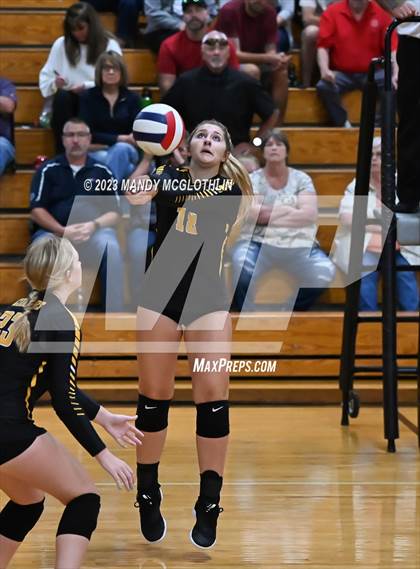 Thumbnail 2 in New Berlin @ Illini Central photogallery.