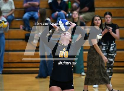 Thumbnail 1 in New Berlin @ Illini Central photogallery.
