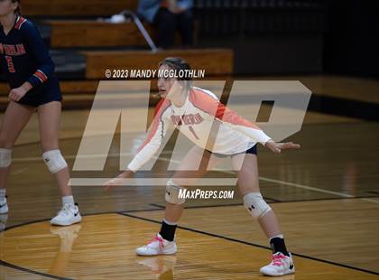 Thumbnail 1 in New Berlin @ Illini Central photogallery.