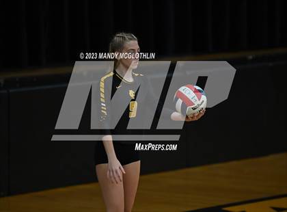 Thumbnail 1 in New Berlin @ Illini Central photogallery.