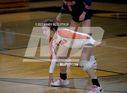 Thumbnail 3 in New Berlin @ Illini Central photogallery.
