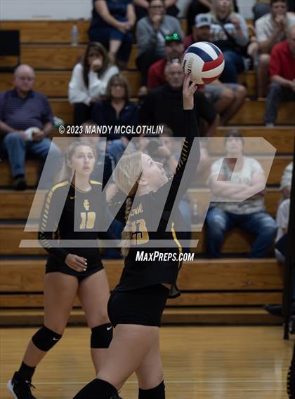 Thumbnail 2 in New Berlin @ Illini Central photogallery.