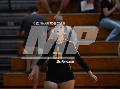 Thumbnail 2 in New Berlin @ Illini Central photogallery.