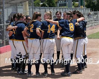 Thumbnail 2 in Notre Dame-Belmont vs Mitty (D2 Section Final) photogallery.