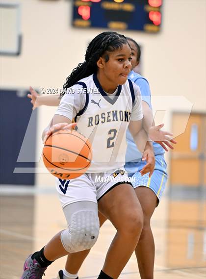 Thumbnail 1 in Center vs. Rosemont (Rumble on the River) photogallery.