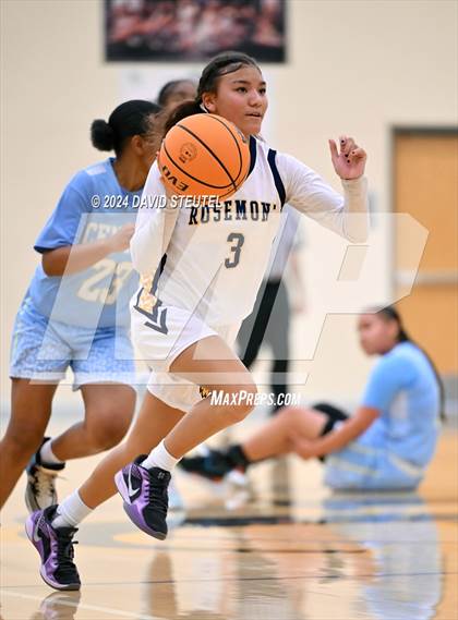 Thumbnail 1 in Center vs. Rosemont (Rumble on the River) photogallery.