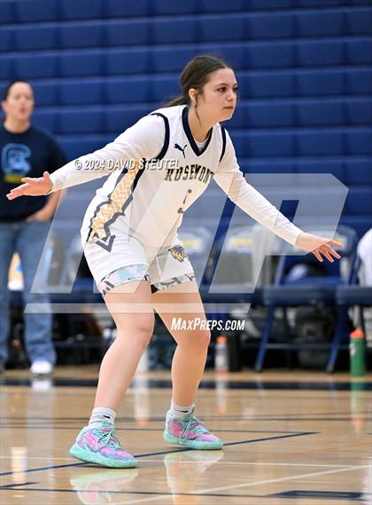 Thumbnail 3 in Center vs. Rosemont (Rumble on the River) photogallery.