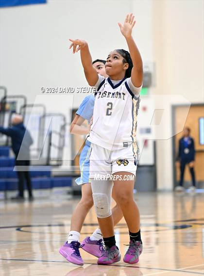Thumbnail 1 in Center vs. Rosemont (Rumble on the River) photogallery.