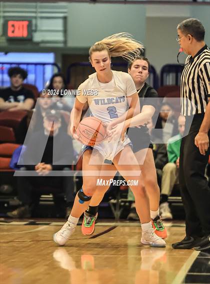 Thumbnail 2 in Westlake vs Pleasantville (NYSPHSAA Section 1 Class B Semifinal) photogallery.