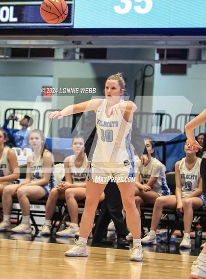 Thumbnail 2 in Westlake vs Pleasantville (NYSPHSAA Section 1 Class B Semifinal) photogallery.