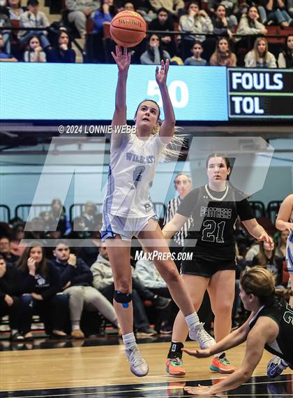 Thumbnail 2 in Westlake vs Pleasantville (NYSPHSAA Section 1 Class B Semifinal) photogallery.