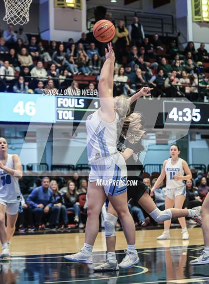 Thumbnail 2 in Westlake vs Pleasantville (NYSPHSAA Section 1 Class B Semifinal) photogallery.