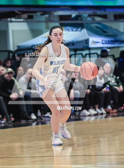 Thumbnail 3 in Westlake vs Pleasantville (NYSPHSAA Section 1 Class B Semifinal) photogallery.