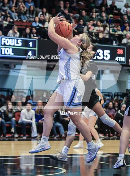 Thumbnail 3 in Westlake vs Pleasantville (NYSPHSAA Section 1 Class B Semifinal) photogallery.