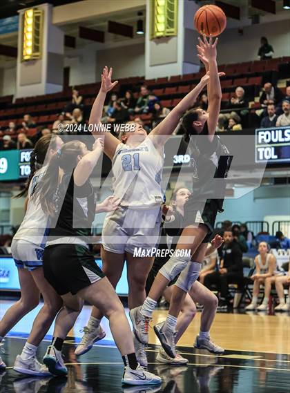 Thumbnail 3 in Westlake vs Pleasantville (NYSPHSAA Section 1 Class B Semifinal) photogallery.