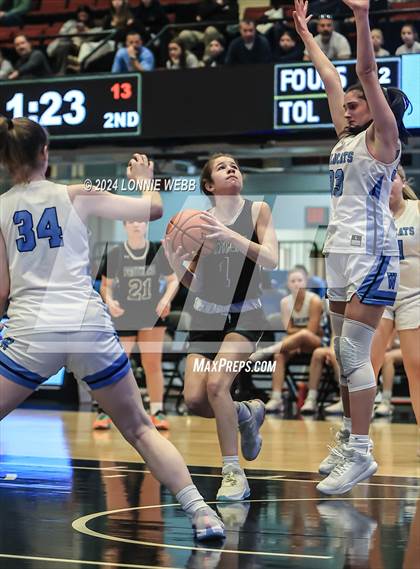Thumbnail 3 in Westlake vs Pleasantville (NYSPHSAA Section 1 Class B Semifinal) photogallery.