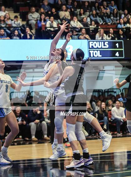 Thumbnail 2 in Westlake vs Pleasantville (NYSPHSAA Section 1 Class B Semifinal) photogallery.