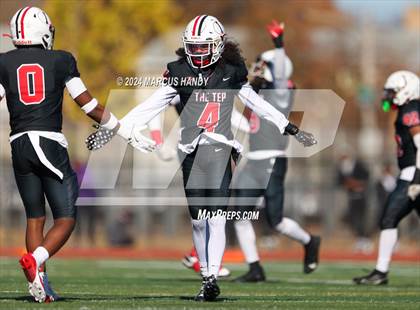 Thumbnail 2 in St. Joseph's Prep vs. Imhotep Charter (PIAA 6A Round 3) photogallery.